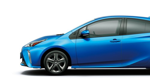 トヨタ　プリウス